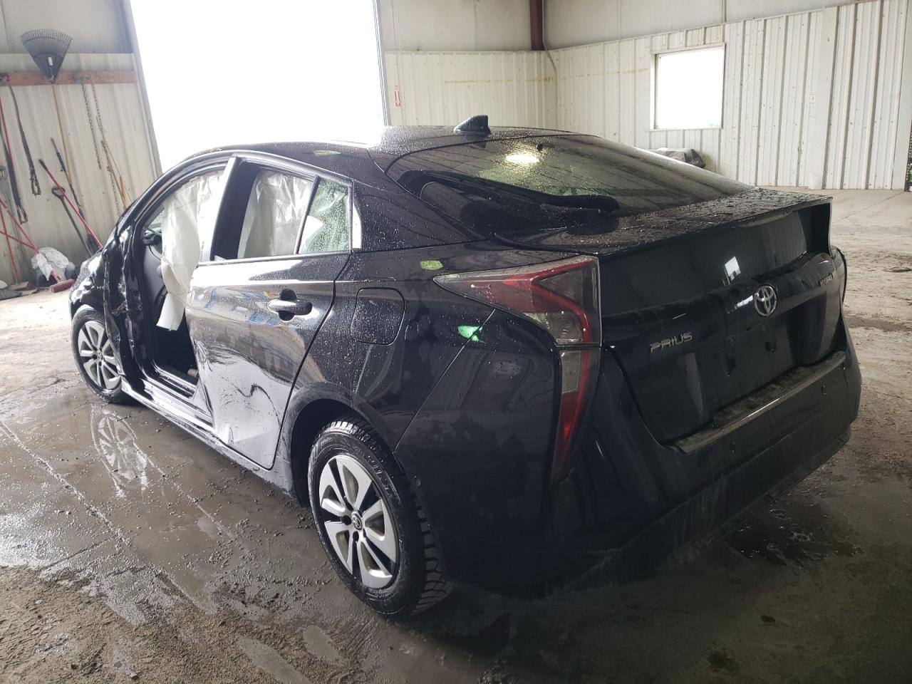 Photo 3 from auction – 2017 TOYOTA PRIUS with VIN JTDKBRFU5H3579093