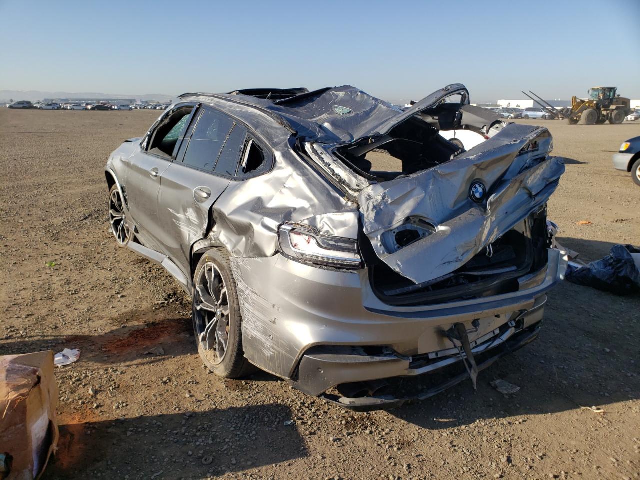 Photo 3 from auction – 2020 BMW X4 M COMPE with VIN 5YMUJ0C08LLA99576