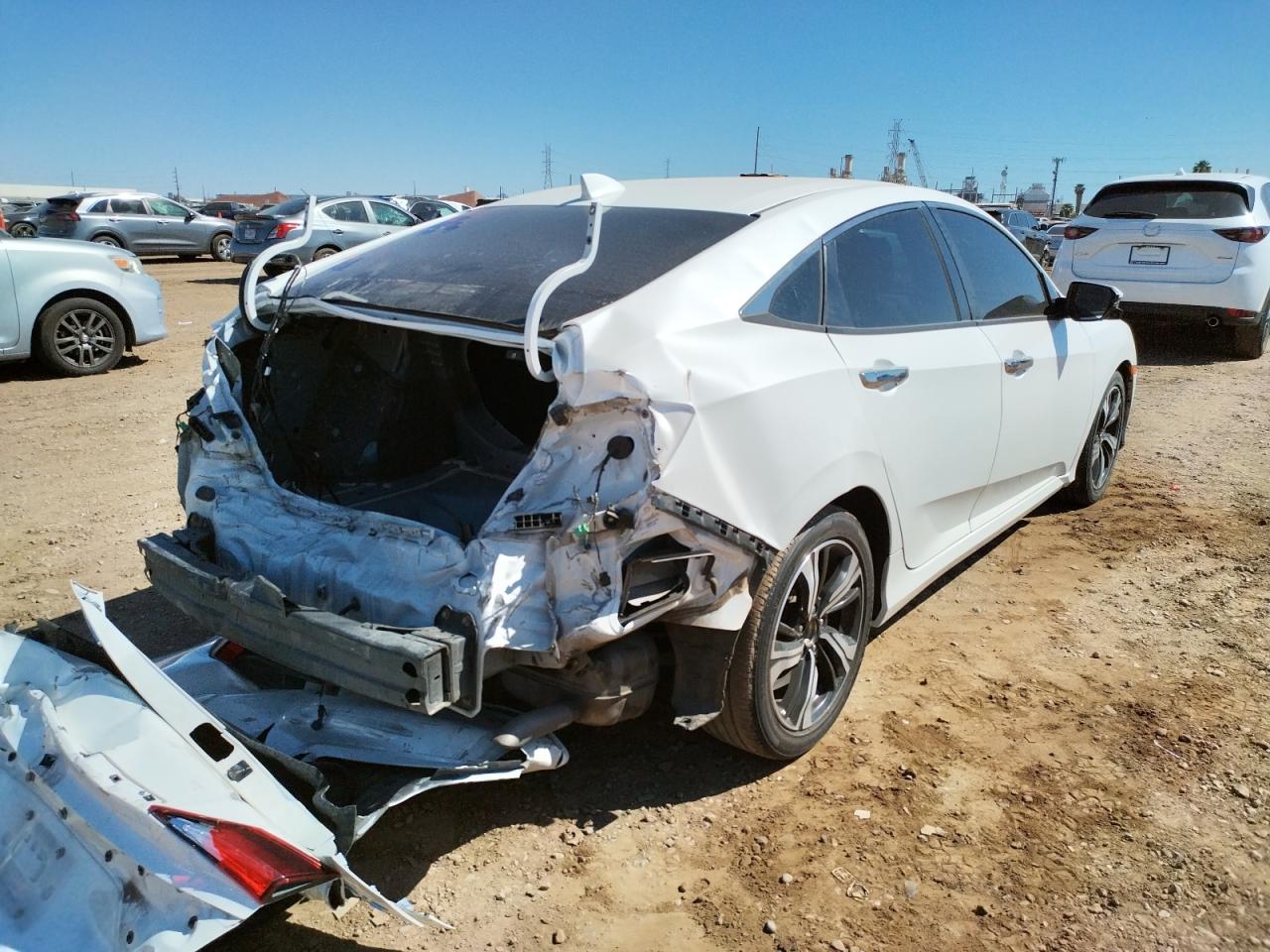Photo 4 from auction – 2016 HONDA CIVIC TOUR with VIN 19XFC1F94GE201110