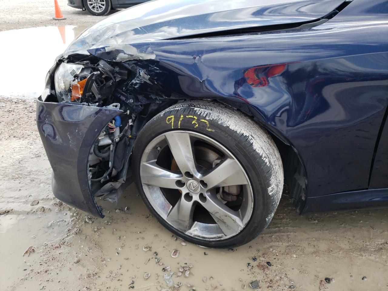 Photo 9 from auction – 2011 LEXUS IS250 with VIN JTHFF2C27B2518906