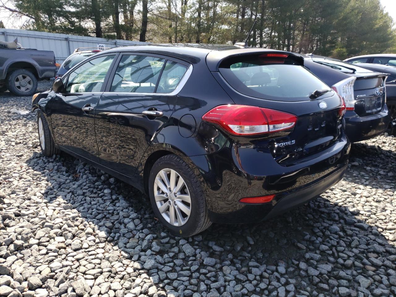 Photo 3 from auction – 2014 KIA FORTE EX with VIN KNAFX5A88E5160173