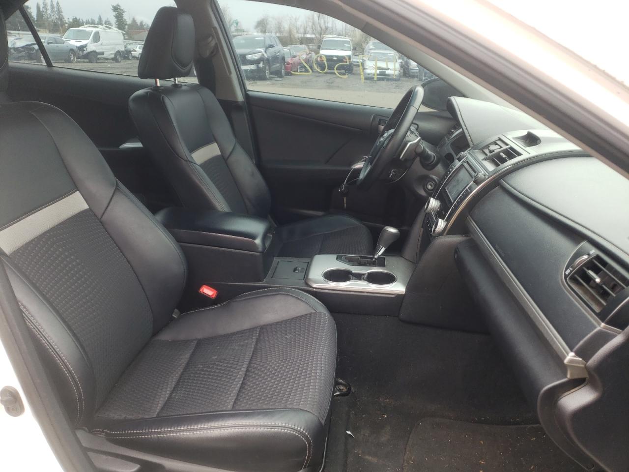 Photo 5 from auction – 2013 TOYOTA CAMRY L with VIN 4T1BF1FK4DU691257