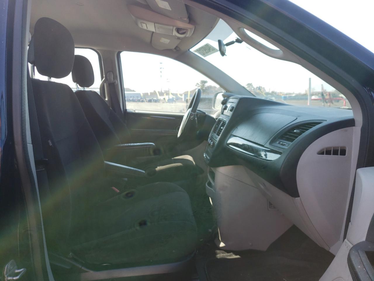 Photo 5 from auction – 2013 DODGE GRAND CARA with VIN 2C4RDGBG4DR615404