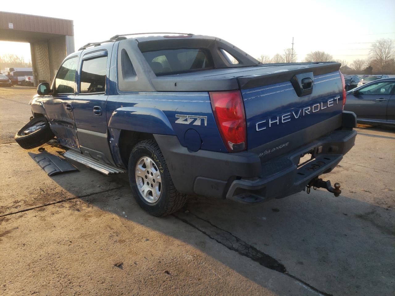 Photo 3 from auction – 2003 CHEVROLET AVALANCHE with VIN 3GNEK13T33G317872