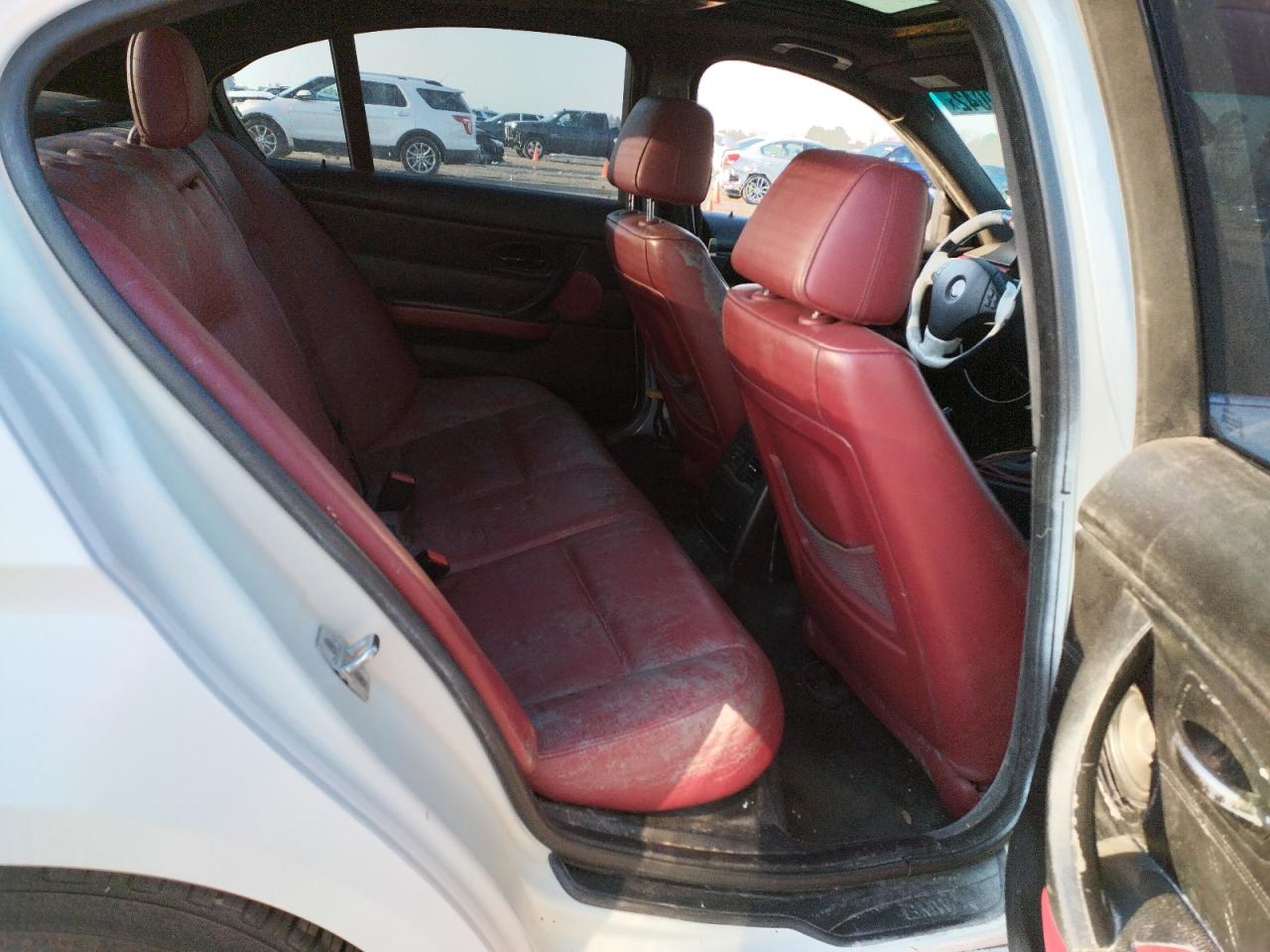 Photo 6 from auction – 2007 BMW 335 I with VIN WBAVB73597P100466
