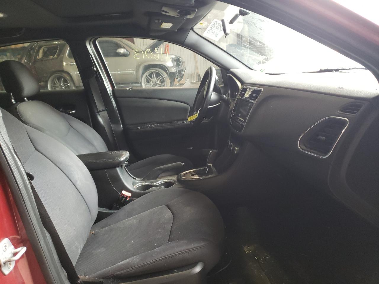 Photo 5 from auction – 2012 CHRYSLER 200 TOURIN with VIN 1C3CCBBB0CN213394