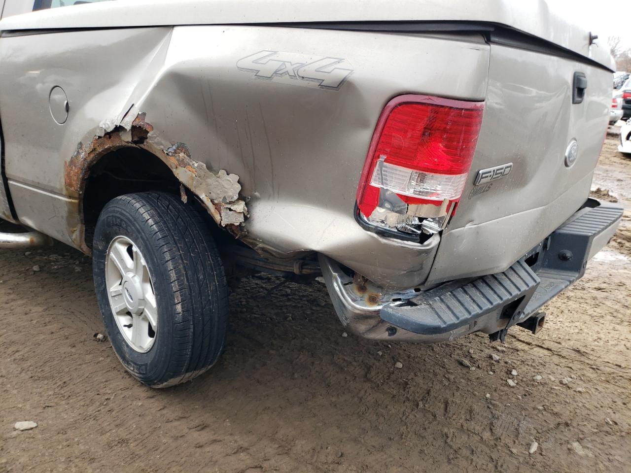 Photo 9 from auction – 2004 FORD F150 with VIN 1FTPX14504NC42351
