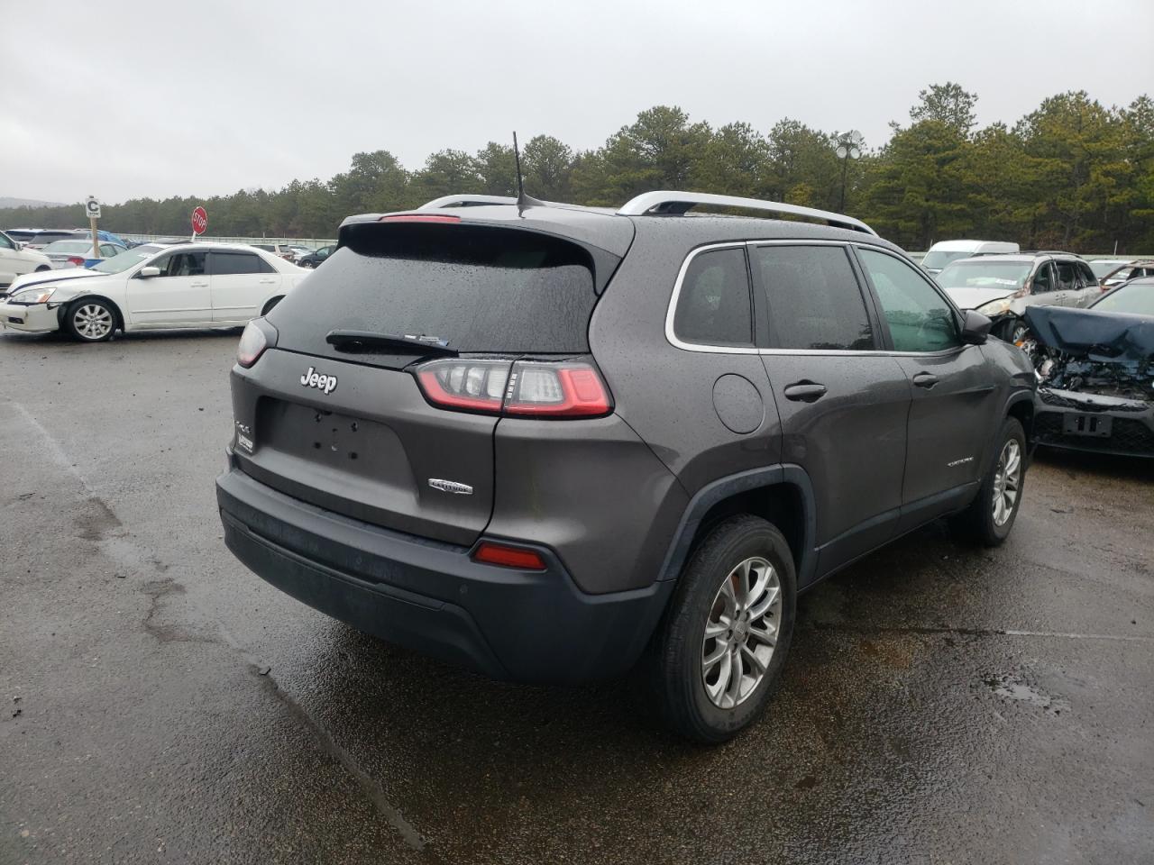 Photo 4 from auction – 2019 JEEP CHEROKEE L with VIN 1C4PJMLB6KD250970