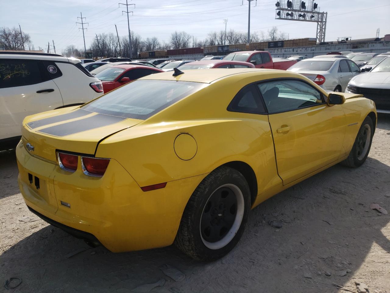 Photo 4 from auction – 2010 CHEVROLET CAMARO LS with VIN 2G1FA1EV3A9201263