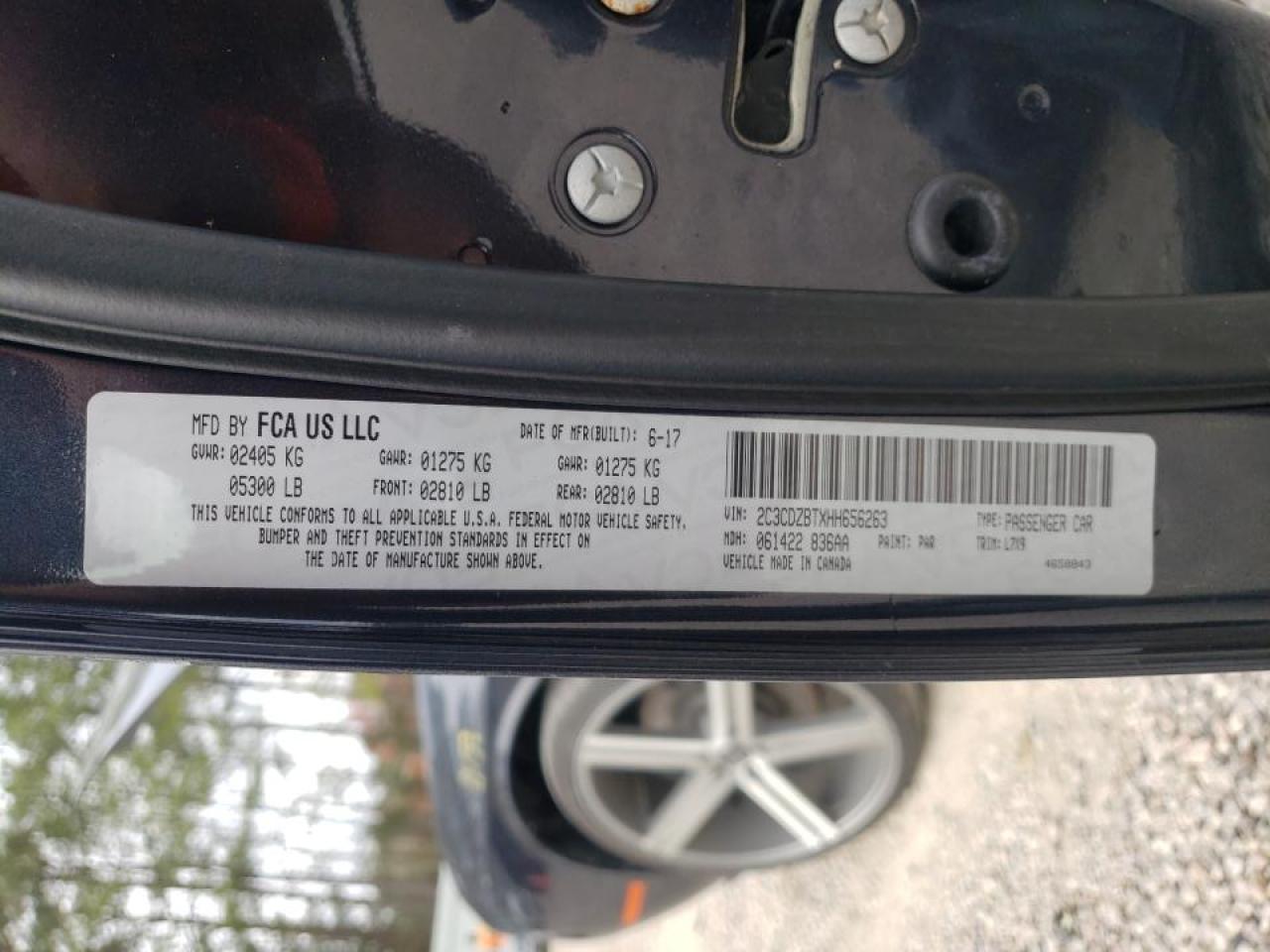 Photo 10 from auction – 2017 DODGE CHALLENGER with VIN 2C3CDZBTXHH656263