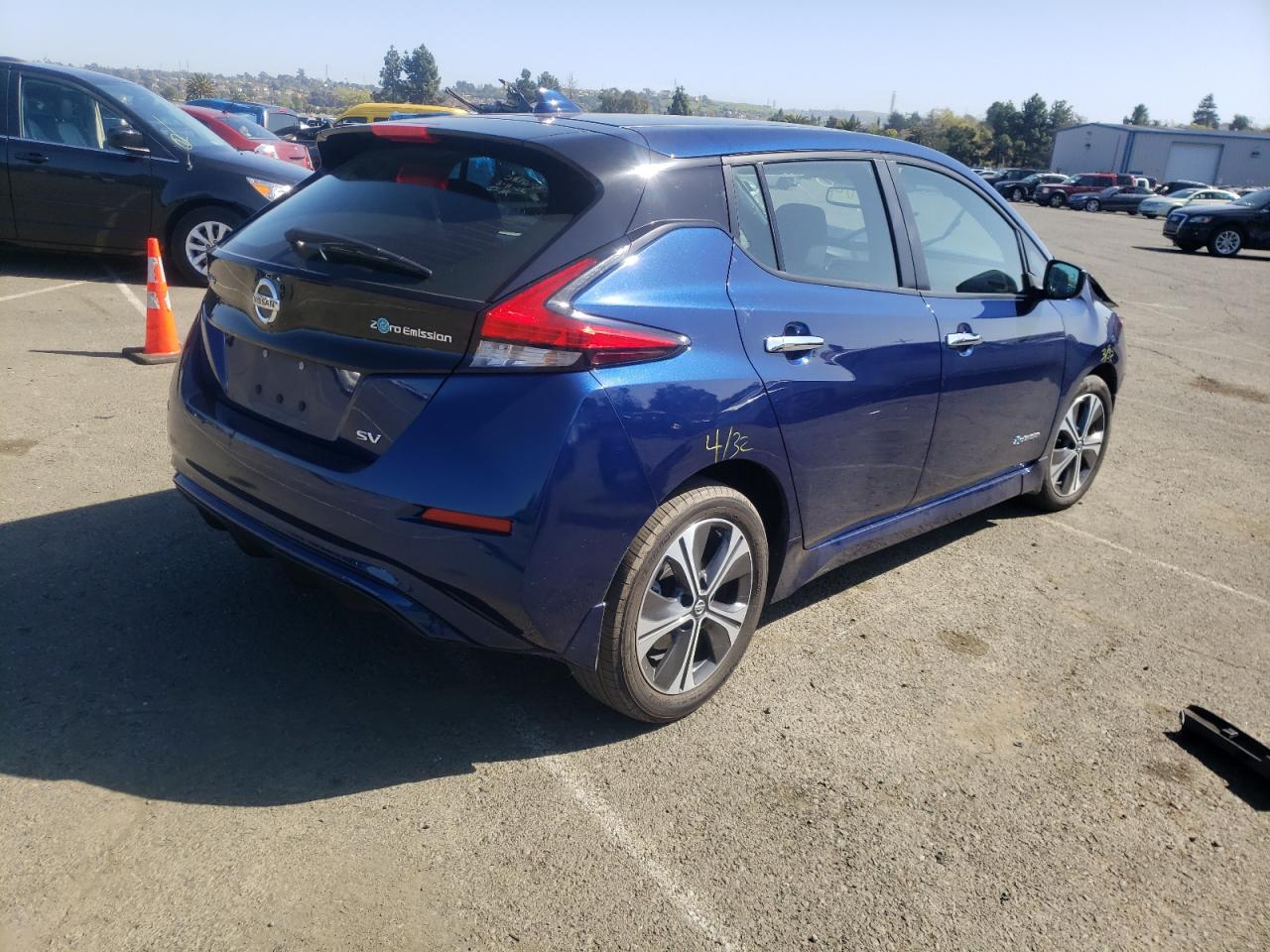 Photo 4 from auction – 2018 NISSAN LEAF S with VIN 1N4AZ1CPXJC310834