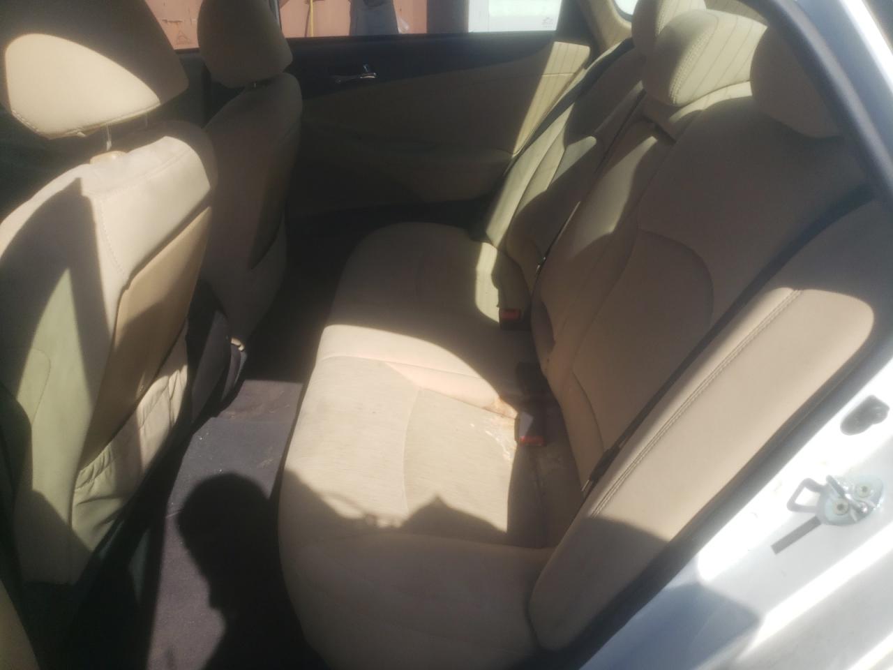Photo 6 from auction – 2012 HYUNDAI SONATA GLS with VIN 5NPEB4AC2CH496006