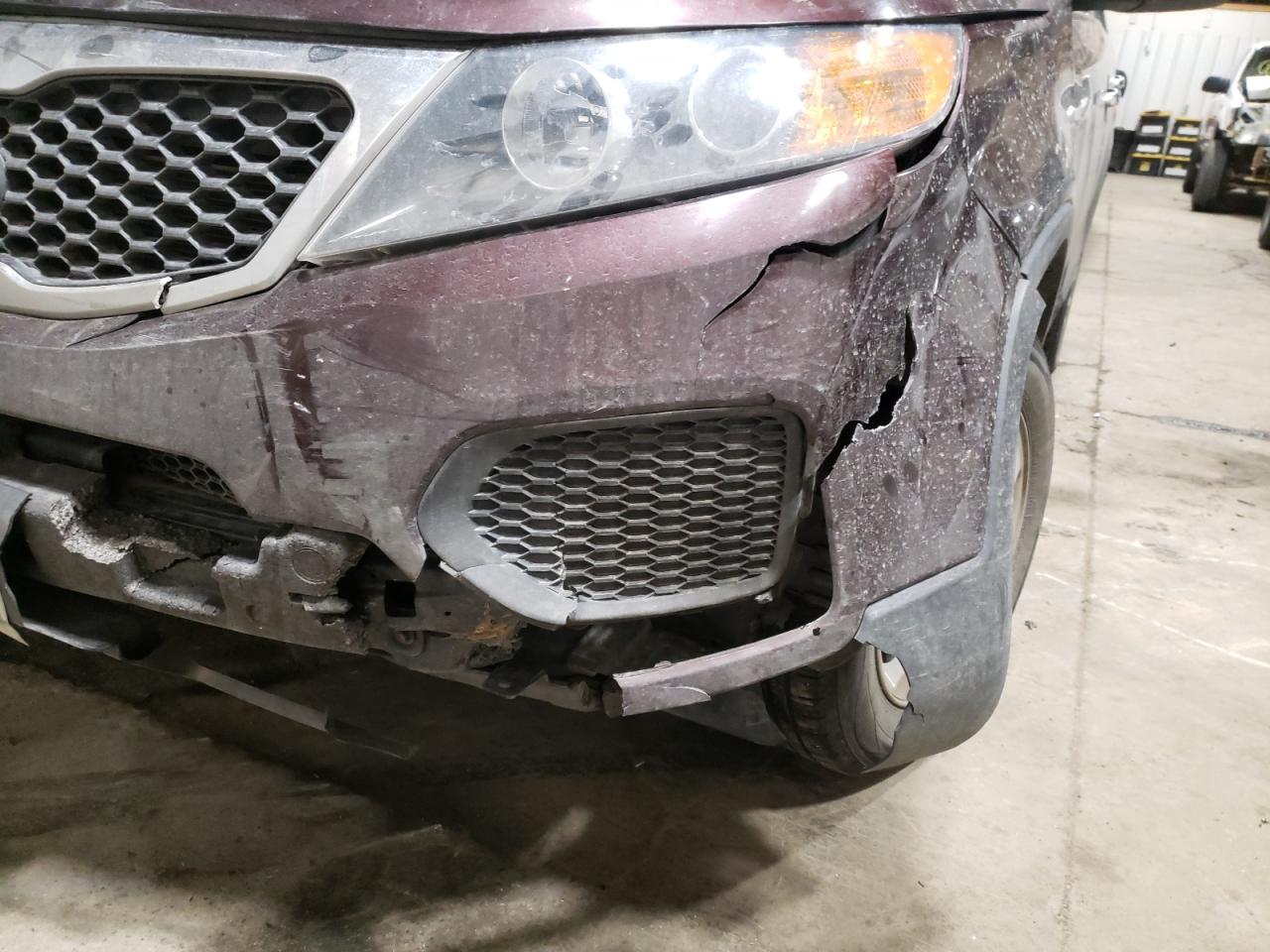Photo 9 from auction – 2012 KIA SORENTO BA with VIN 5XYKT3A18CG260332