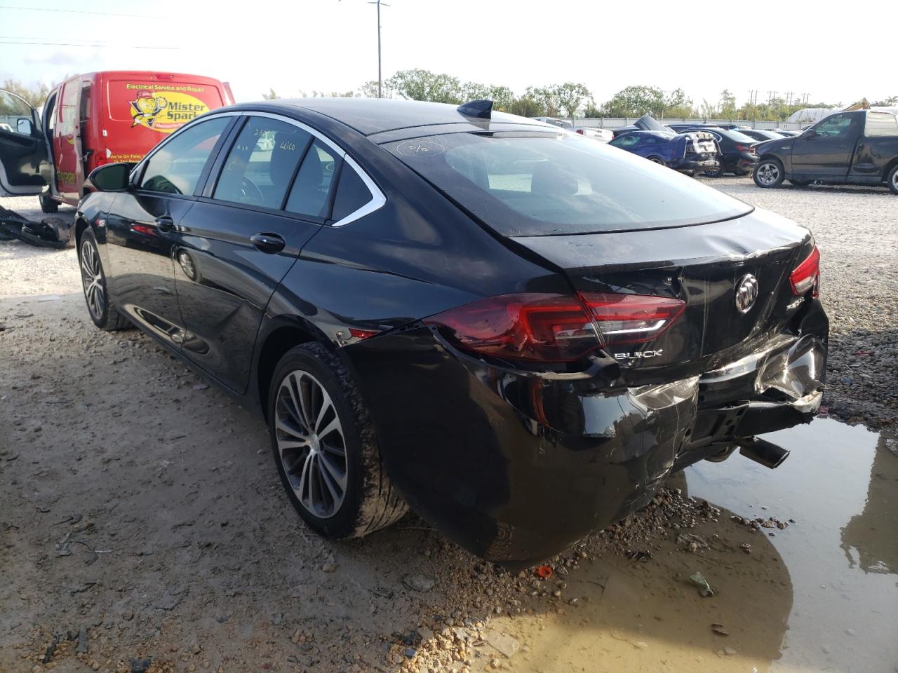 Photo 3 from auction – 2018 BUICK REGAL ESSE with VIN W04GP6SX8J1099678