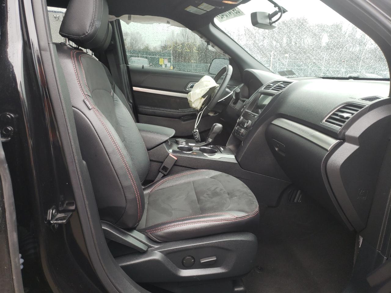 Photo 5 from auction – 2019 FORD EXPLORER X with VIN 1FM5K8D80KGA81800