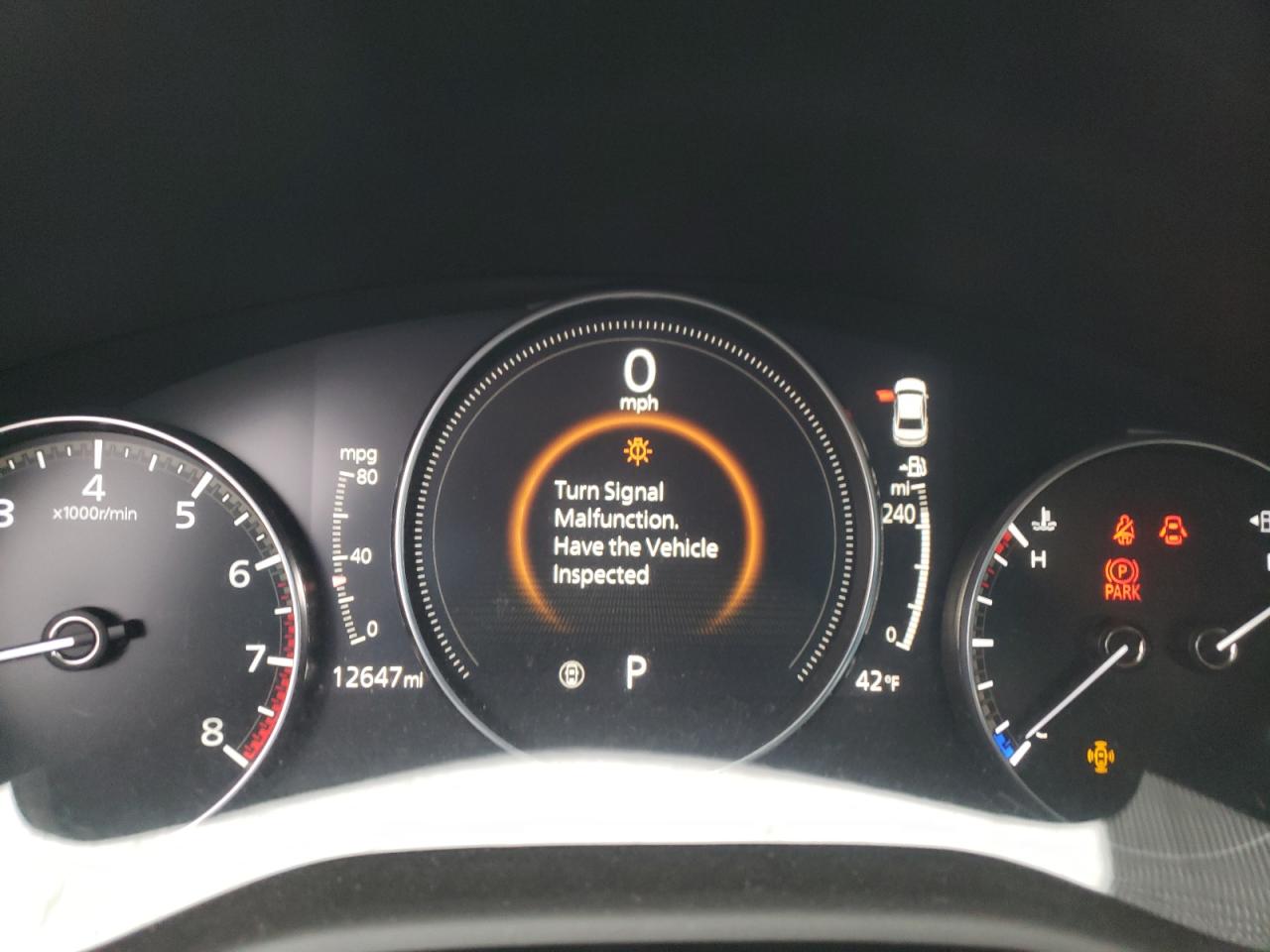Photo 8 from auction – 2020 MAZDA 3 SELECT with VIN 3MZBPACL5LM128829