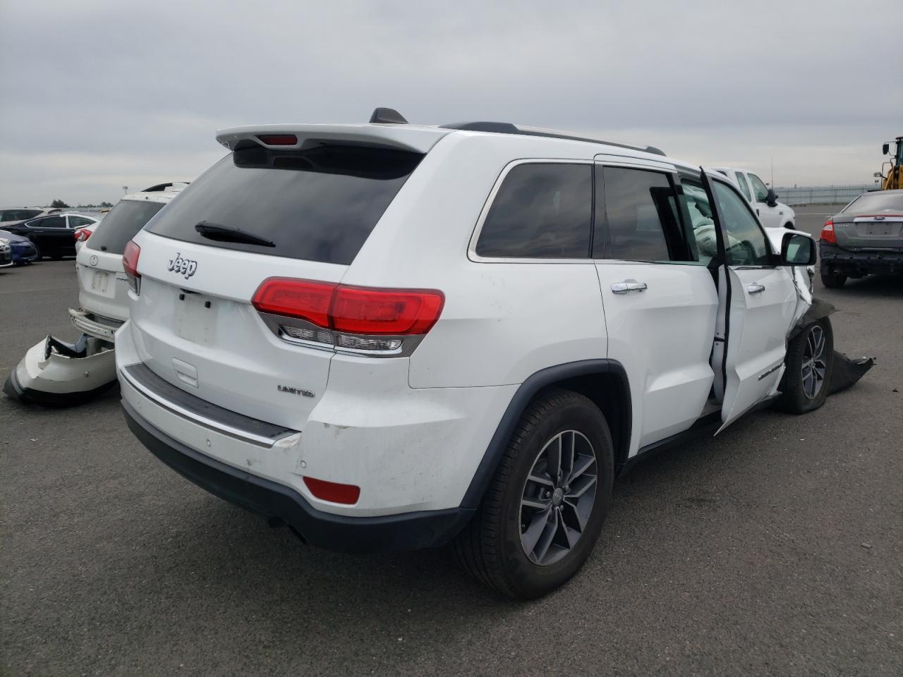 Photo 4 from auction – 2017 JEEP GRAND CHER with VIN 1C4RJEBG7HC888087