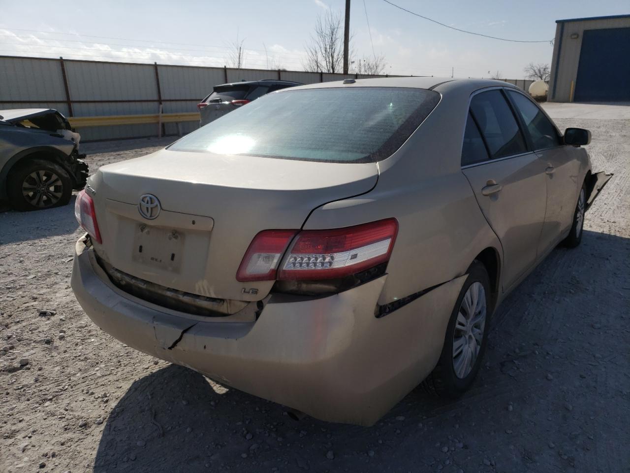 Photo 4 from auction – 2010 TOYOTA CAMRY BASE with VIN 4T4BF3EK0AR041811