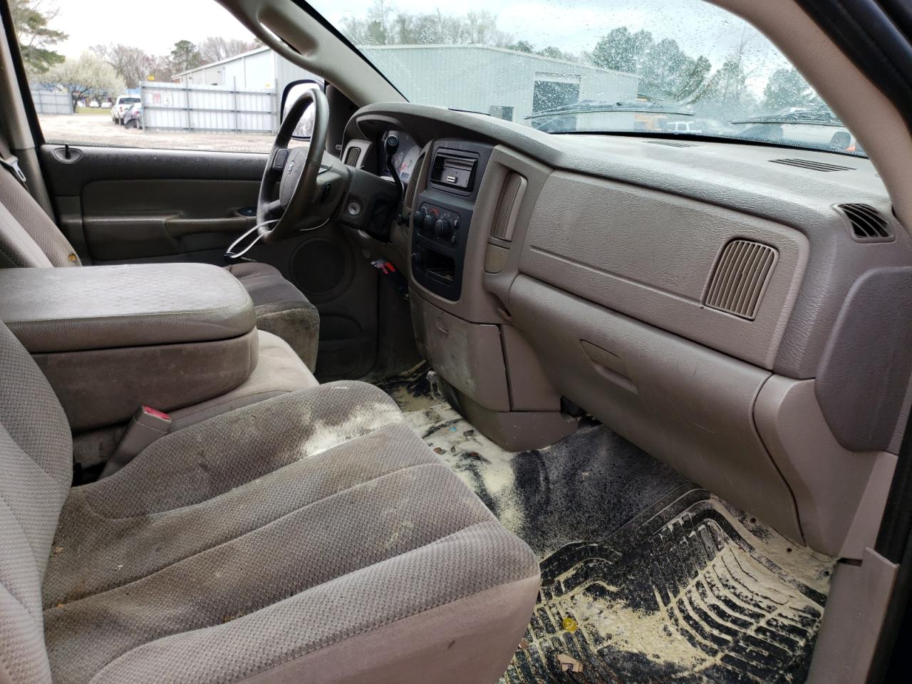 Photo 5 from auction – 2004 DODGE RAM 1500 S with VIN 1D7HU18D84J166440