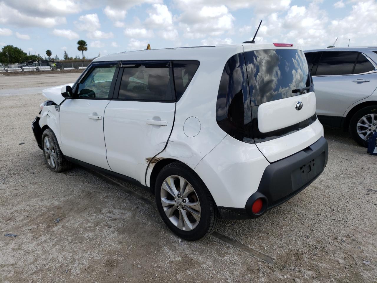 Photo 3 from auction – 2015 KIA SOUL + with VIN KNDJP3A58F7133343