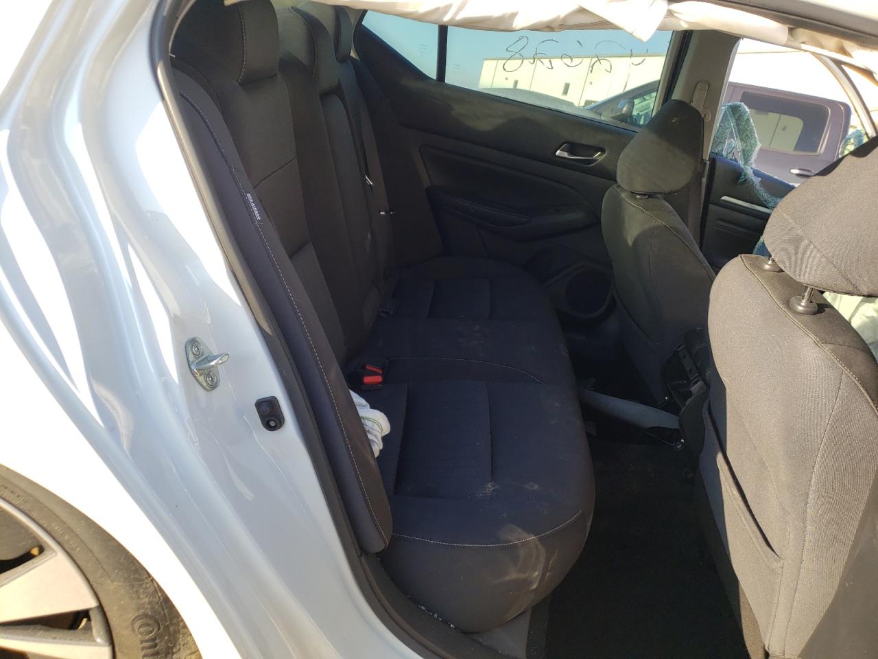 Photo 6 from auction – 2019 NISSAN ALTIMA with VIN 1N4BL4DV5KC156345