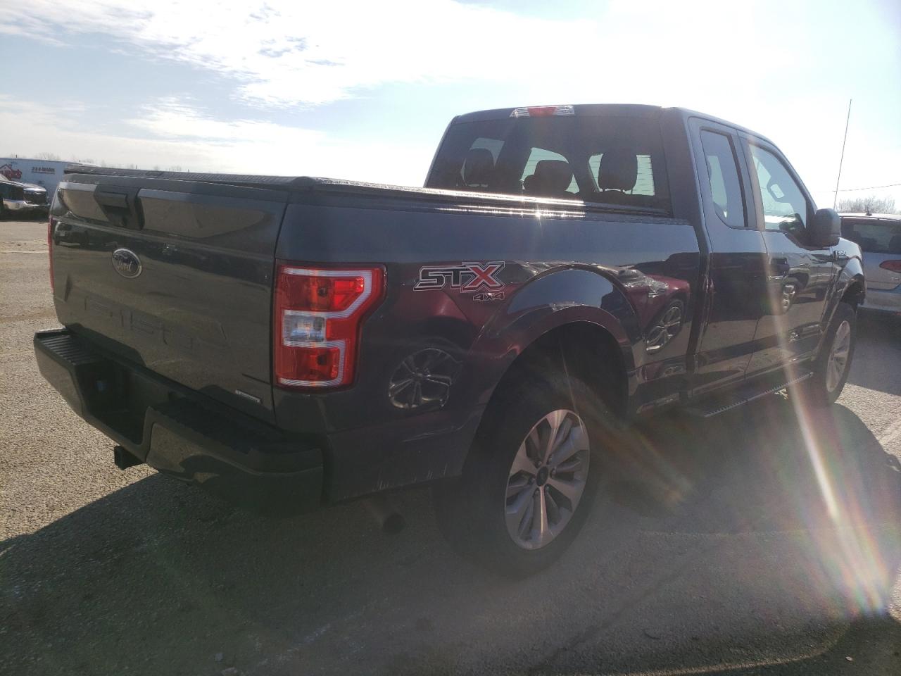 Photo 4 from auction – 2018 FORD F150 SUPER with VIN 1FTEX1EP3JFB54018