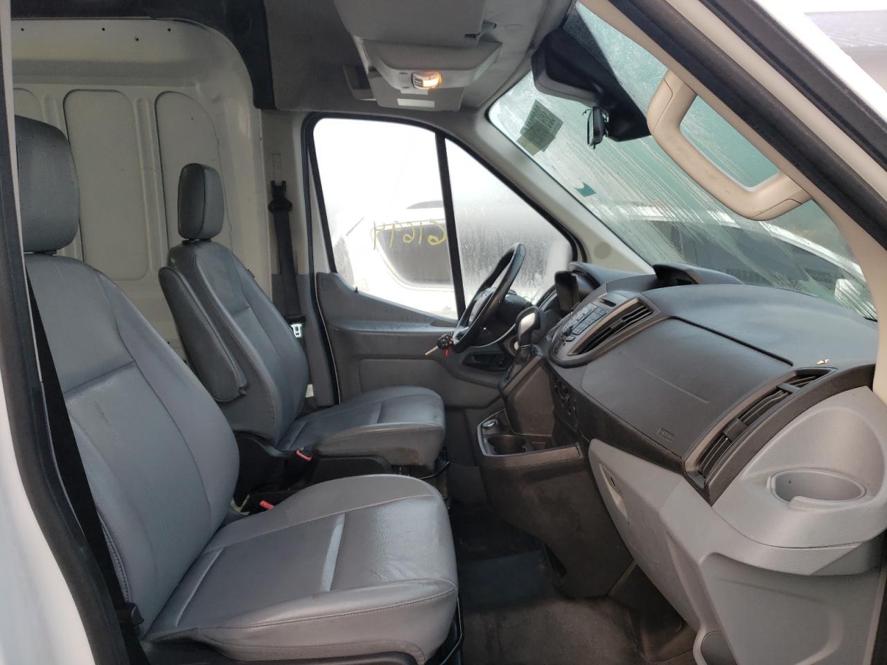Photo 5 from auction – 2019 FORD TRANSIT T- with VIN 1FTYR2CM0KKB84141