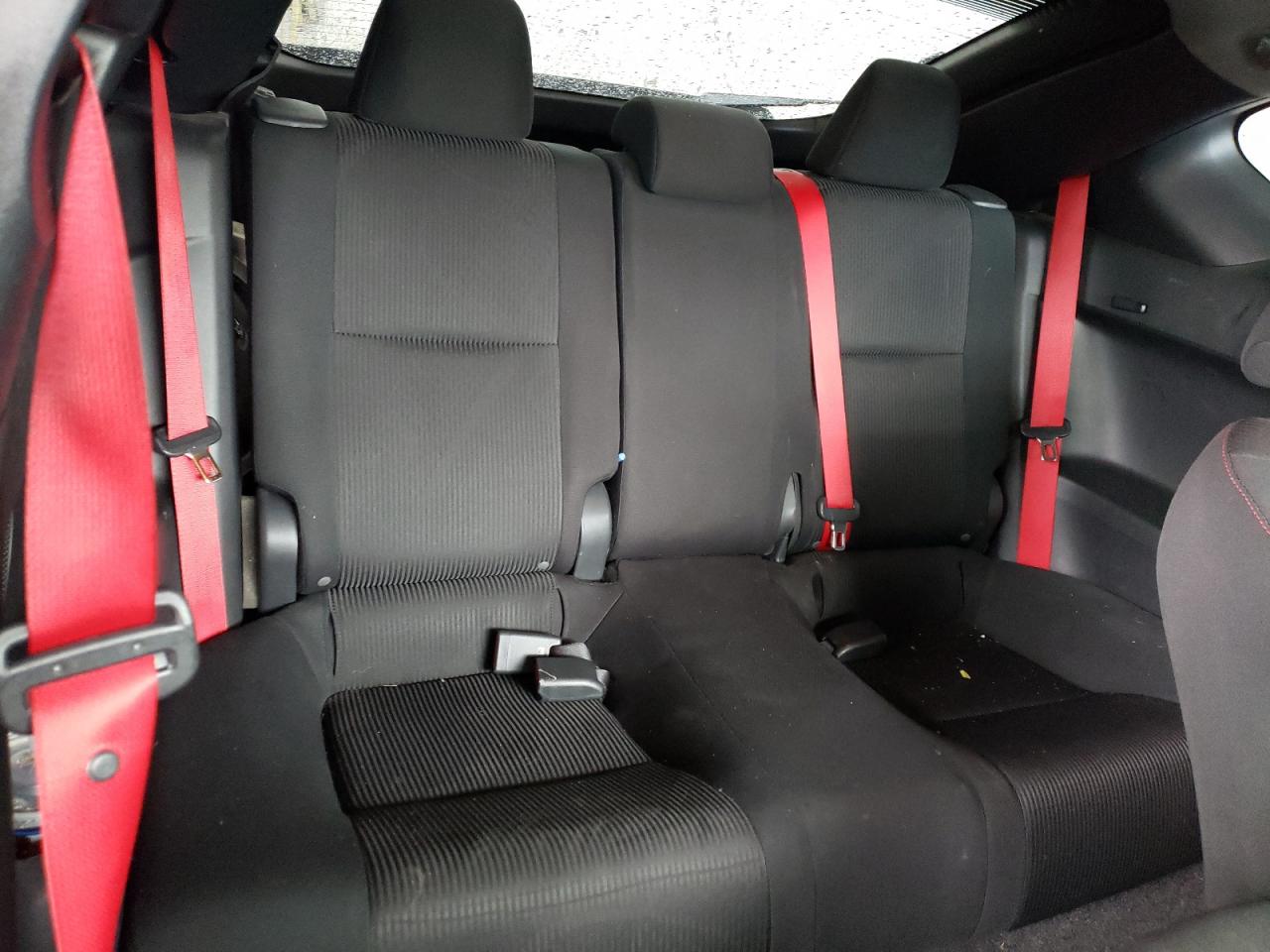 Photo 6 from auction – 2016 TOYOTA SCION TC with VIN JTKJF5C73GJ025688