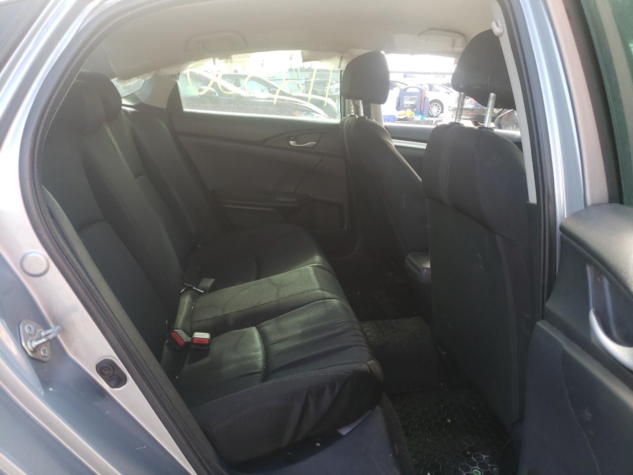 Photo 6 from auction – 2016 HONDA CIVIC LX with VIN 2HGFC2F55GH553752