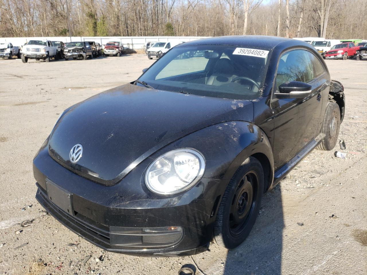 Photo 2 from auction – 2014 VOLKSWAGEN BEETLE with VIN 3VWJP7AT9EM601166