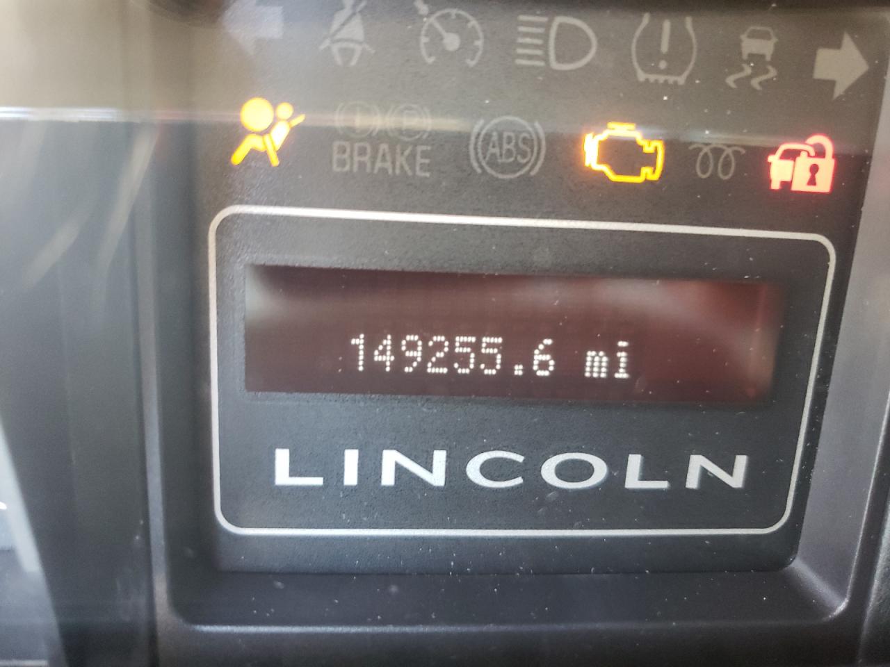 Photo 8 from auction – 2009 LINCOLN NAVIGATOR with VIN 5LMFU28589EJ01645