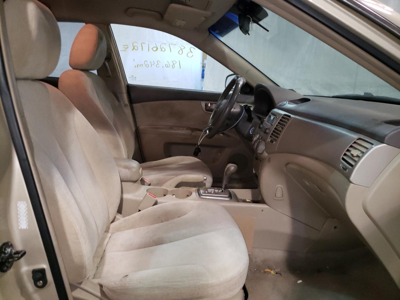 Photo 5 from auction – 2006 KIA OPTIMA LX with VIN KNAGE123765061674