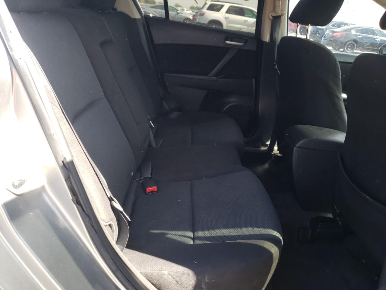 Photo 6 from auction – 2010 MAZDA 3 I with VIN JM1BL1SG7A1275554