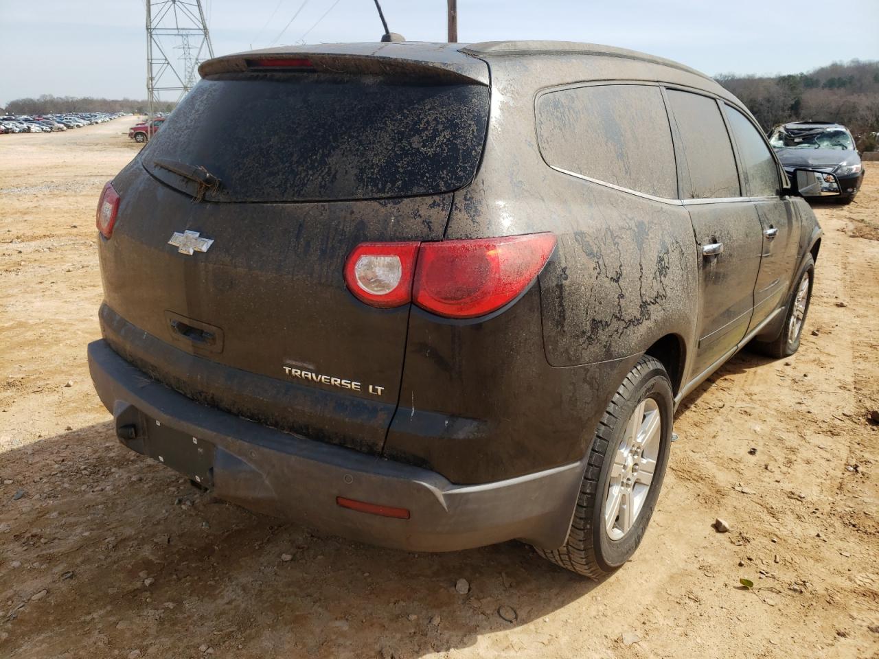 Photo 4 from auction – 2010 CHEVROLET TRAVERSE L with VIN 1GNLRGEDXAS154350