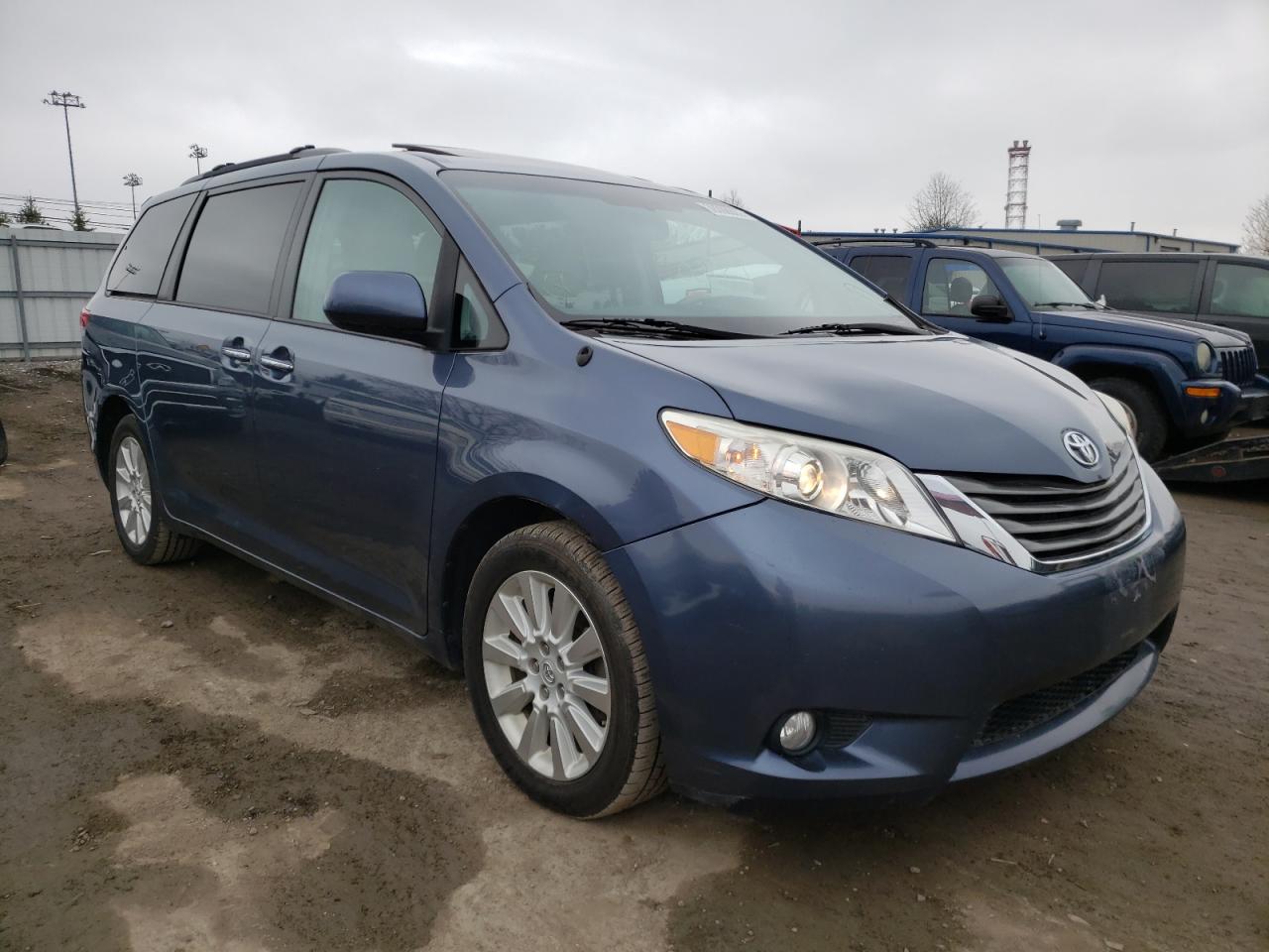 TOYOTA SIENNA XLE 2013 with VIN 5TDDK3DC2DS056526 - Photo from auction