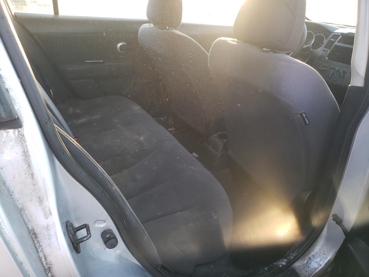 Photo 6 from auction – 2009 NISSAN VERSA S with VIN 3N1BC13EX9L447368