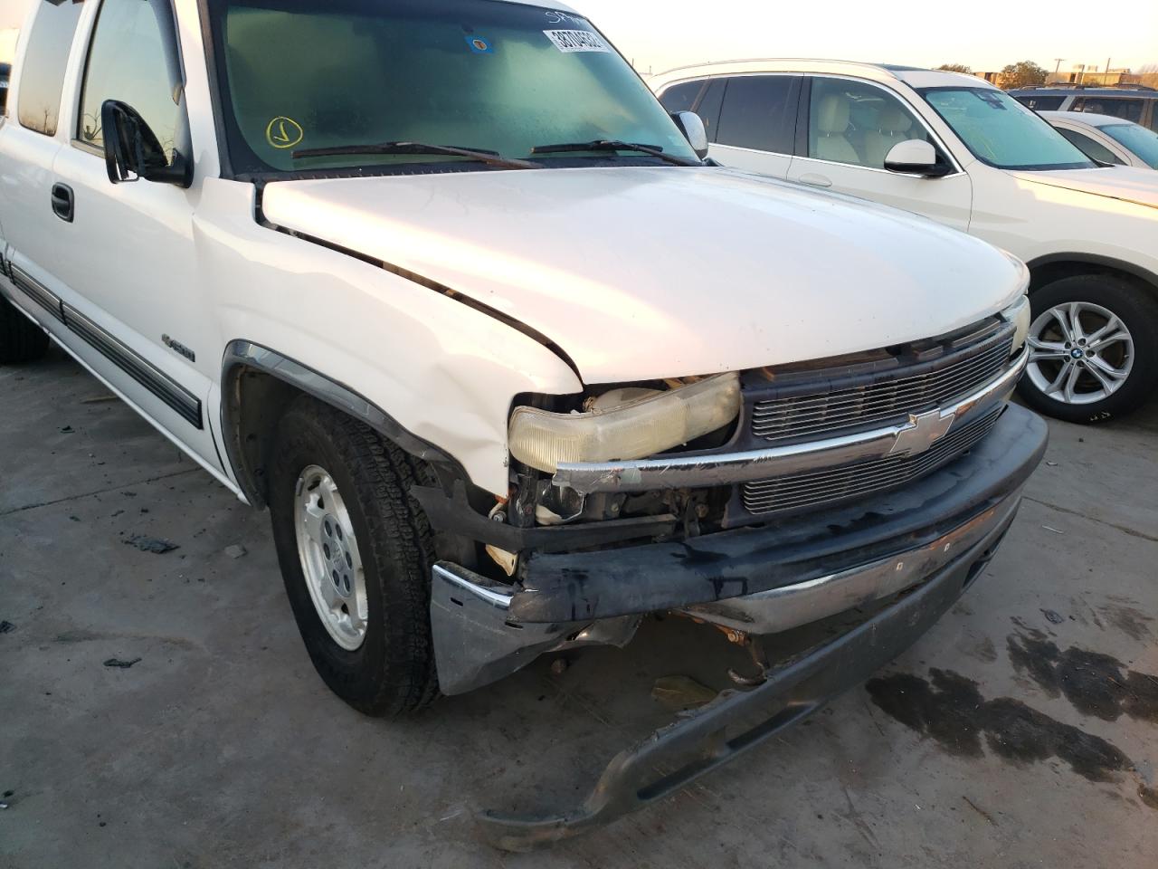 Photo 9 from auction – 2002 CHEVROLET SILVERADO with VIN 2GCEC19T121255716