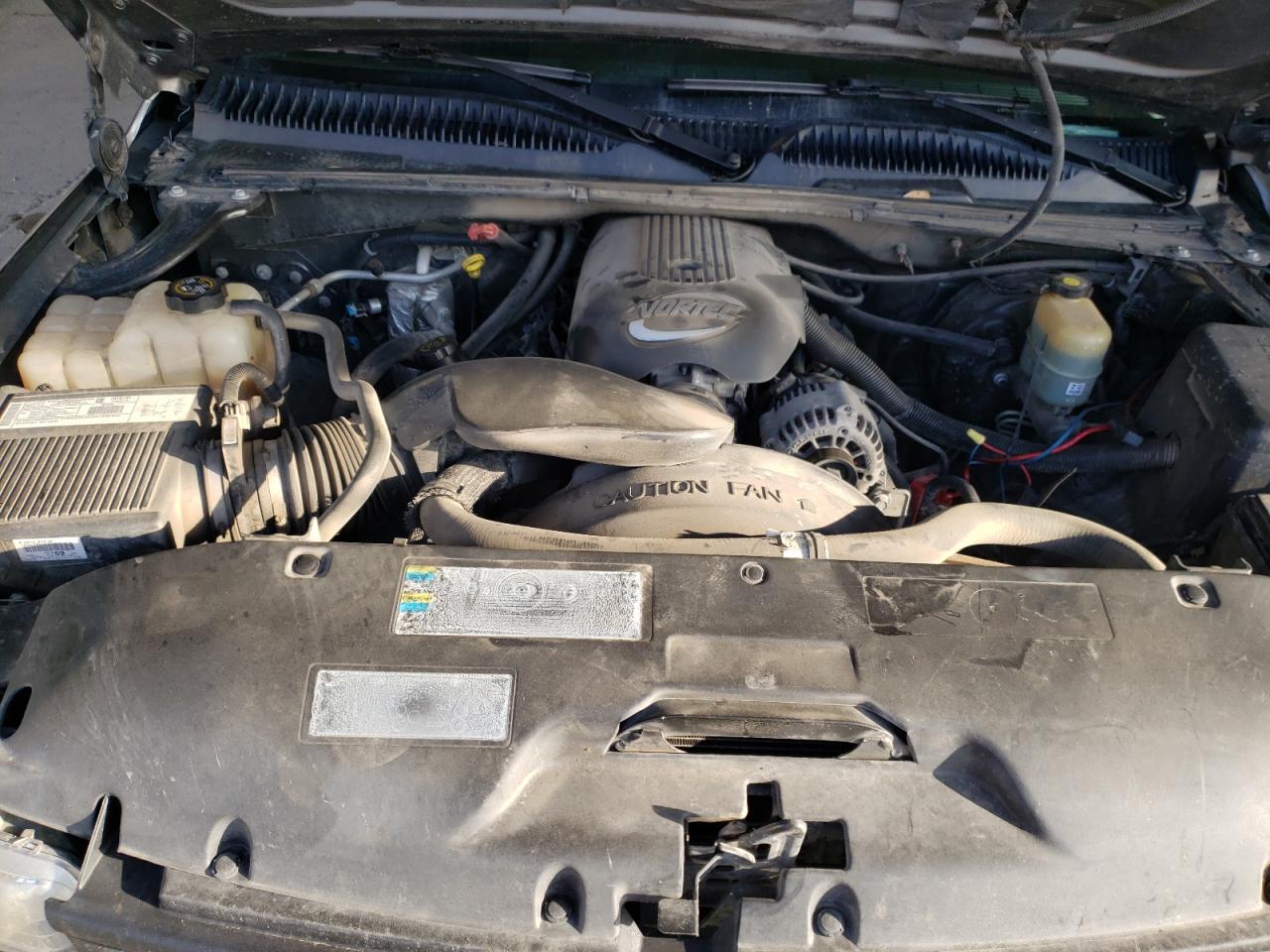 Photo 7 from auction – 2002 CHEVROLET SILVERADO with VIN 2GCEC19VX21216172