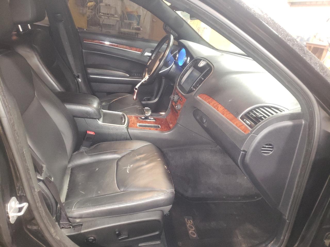 Photo 5 from auction – 2014 CHRYSLER 300 with VIN 2C3CCARG6EH160417