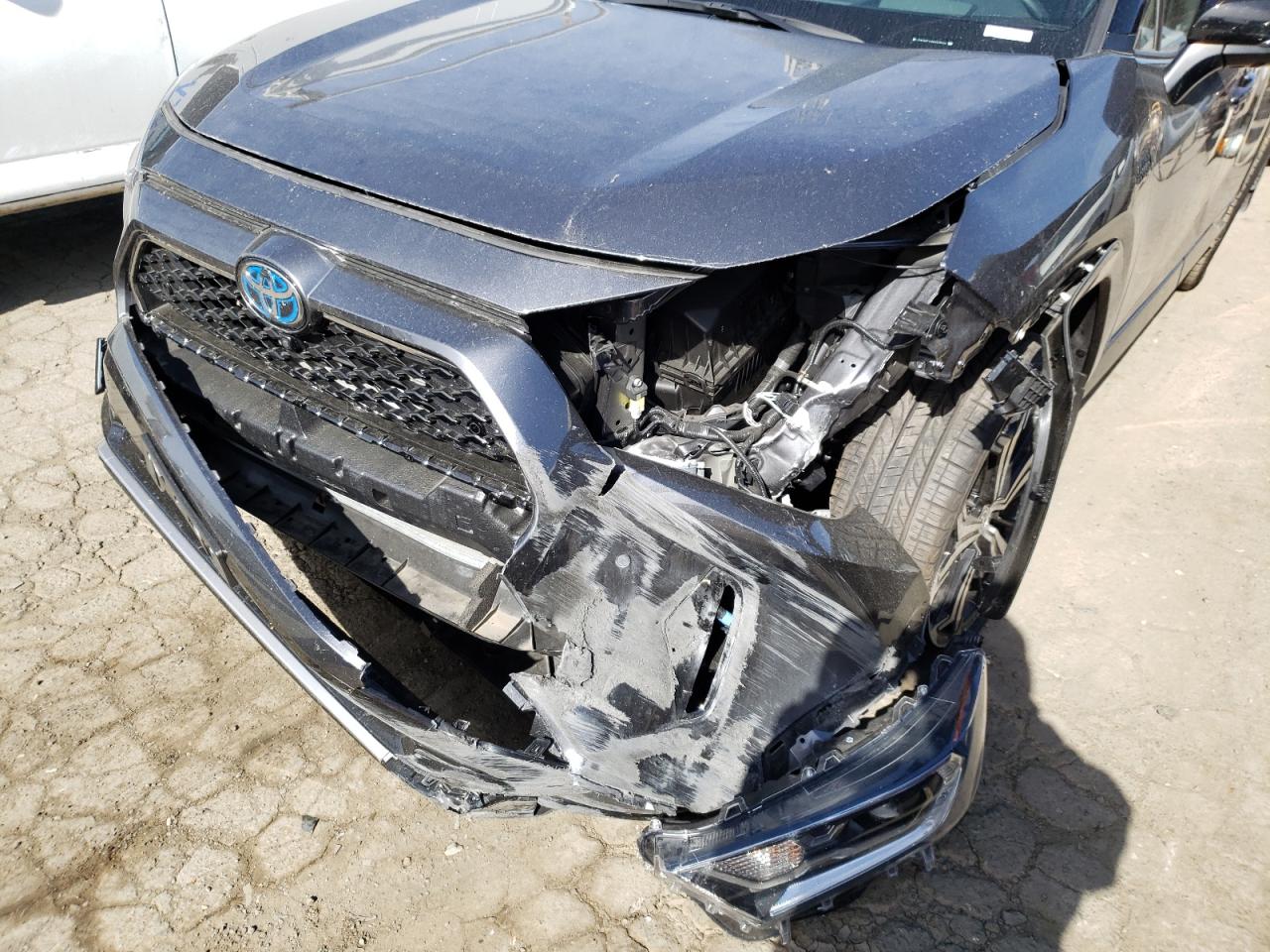 Photo 9 from auction – 2021 TOYOTA RAV4 PRIME with VIN JTMFB3FV9MD009559
