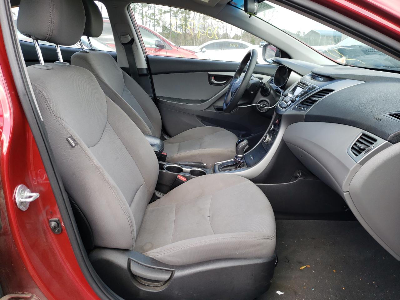 Photo 5 from auction – 2016 HYUNDAI ELANTRA SE with VIN 5NPDH4AEXGH786141