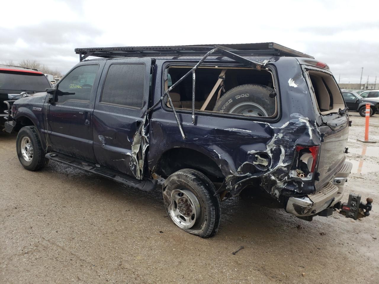 Photo 9 from auction – 2000 FORD EXCURSION with VIN 1FMSU43F4YEC69777