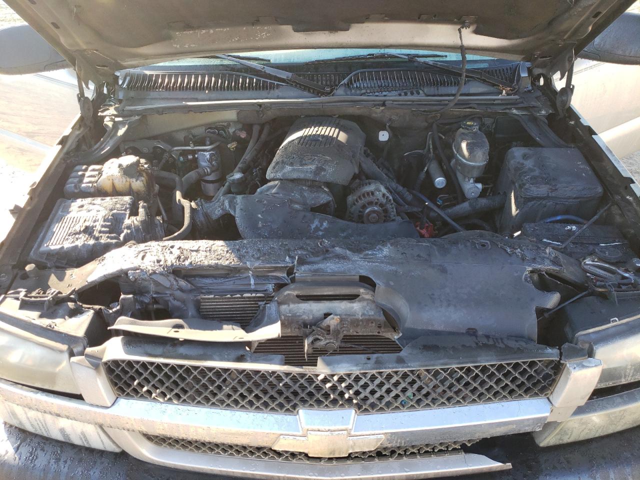 Photo 7 from auction – 2004 CHEVROLET AVALANCHE with VIN 3GNEK12T54G252798