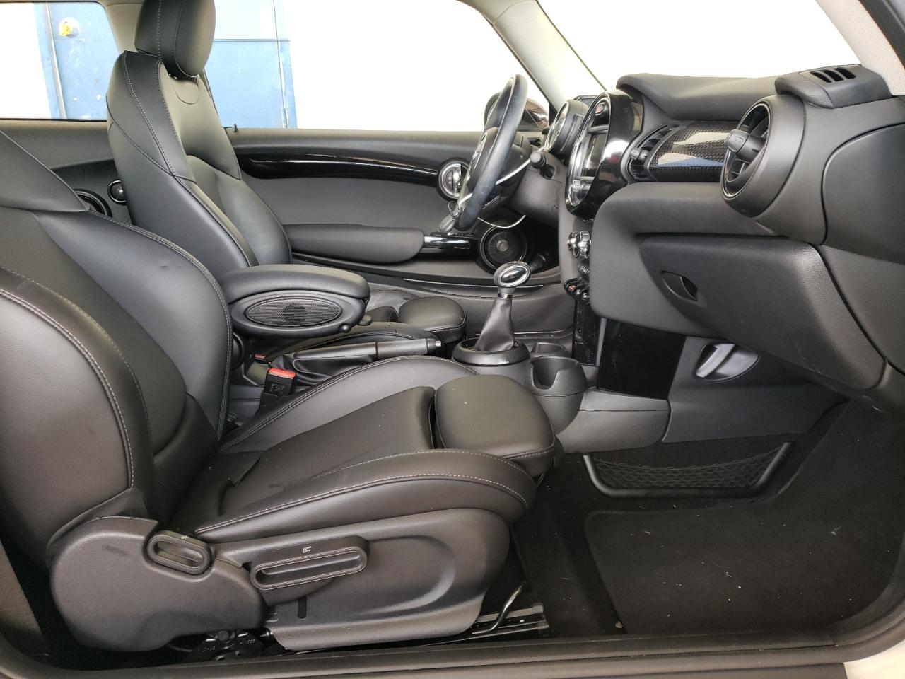 Photo 5 from auction – 2018 MINI COOPER S with VIN WMWXP7C5XJ2A48220