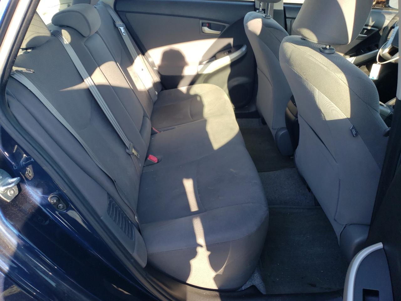 Photo 6 from auction – 2013 TOYOTA PRIUS with VIN JTDKN3DU9D0339483