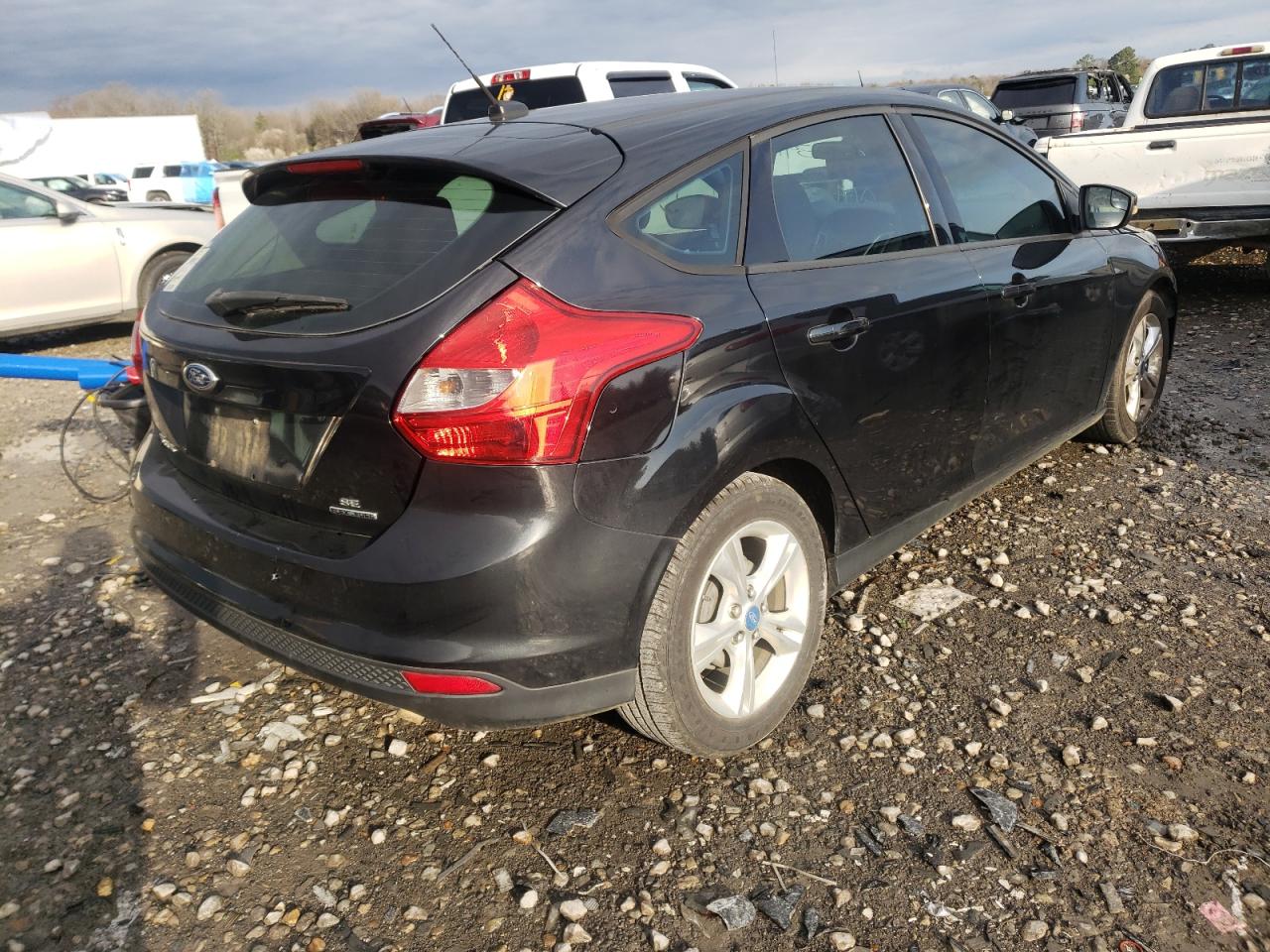 Photo 4 from auction – 2013 FORD FOCUS SE with VIN 1FADP3K20DL259630
