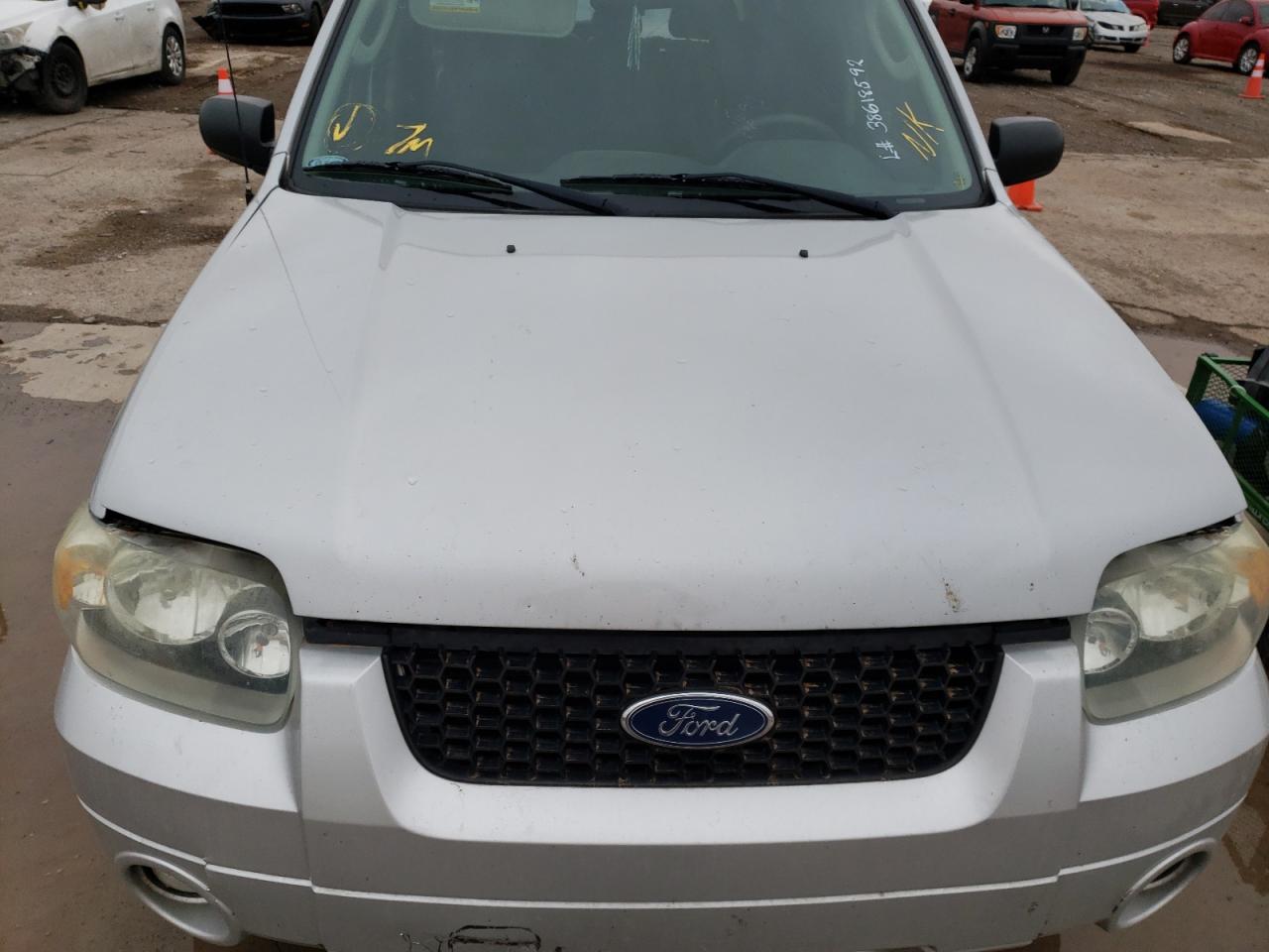 Photo 7 from auction – 2007 FORD ESCAPE HEV with VIN 1FMCU49H67KC05401