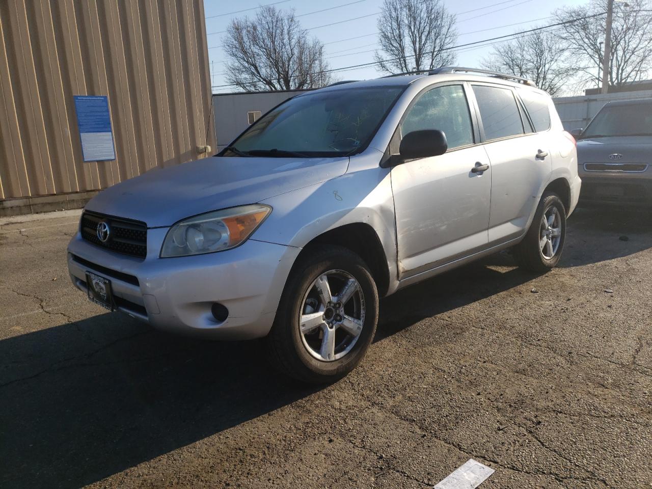 Photo 2 from auction – 2006 TOYOTA RAV4 with VIN JTMZD33V065009989
