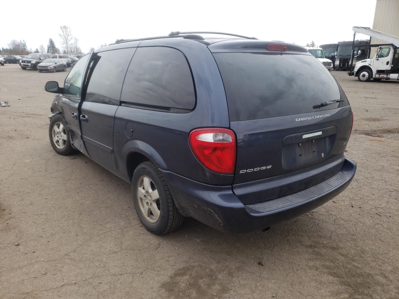 Photo 3 from auction – 2007 DODGE GRAND CARA with VIN 2D4GP44L97R338988