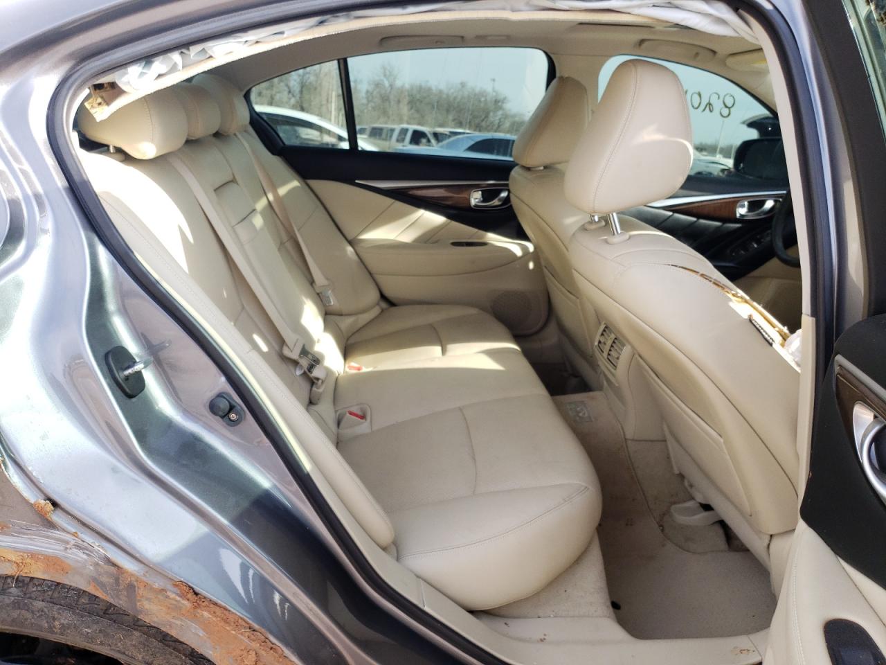 Photo 6 from auction – 2014 INFINITI Q50 BASE with VIN JN1BV7AR8EM691331